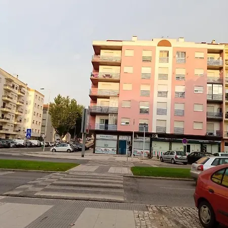 Parque 1 - Al 아파트 *