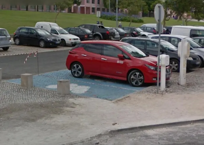 Parque 1 - Al * Торреш-Ведраш